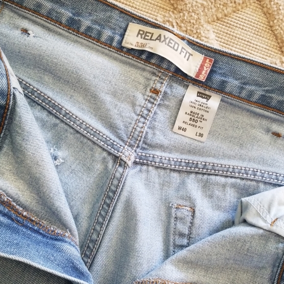 Vintage 550 Levi's high waisted mom jeans - Picture 3 of 8
